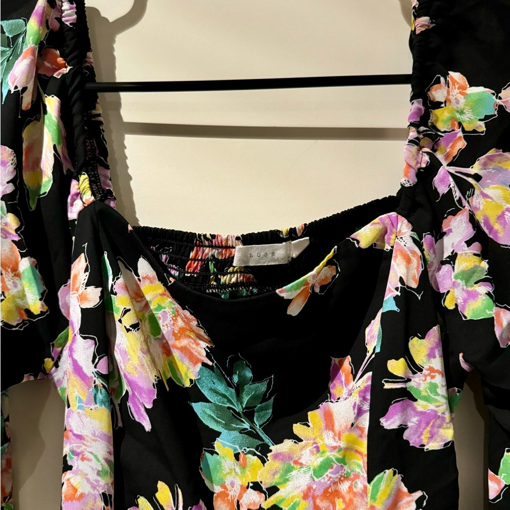 Floral Black Dress with Long Sleeves - Picture 3 of 4